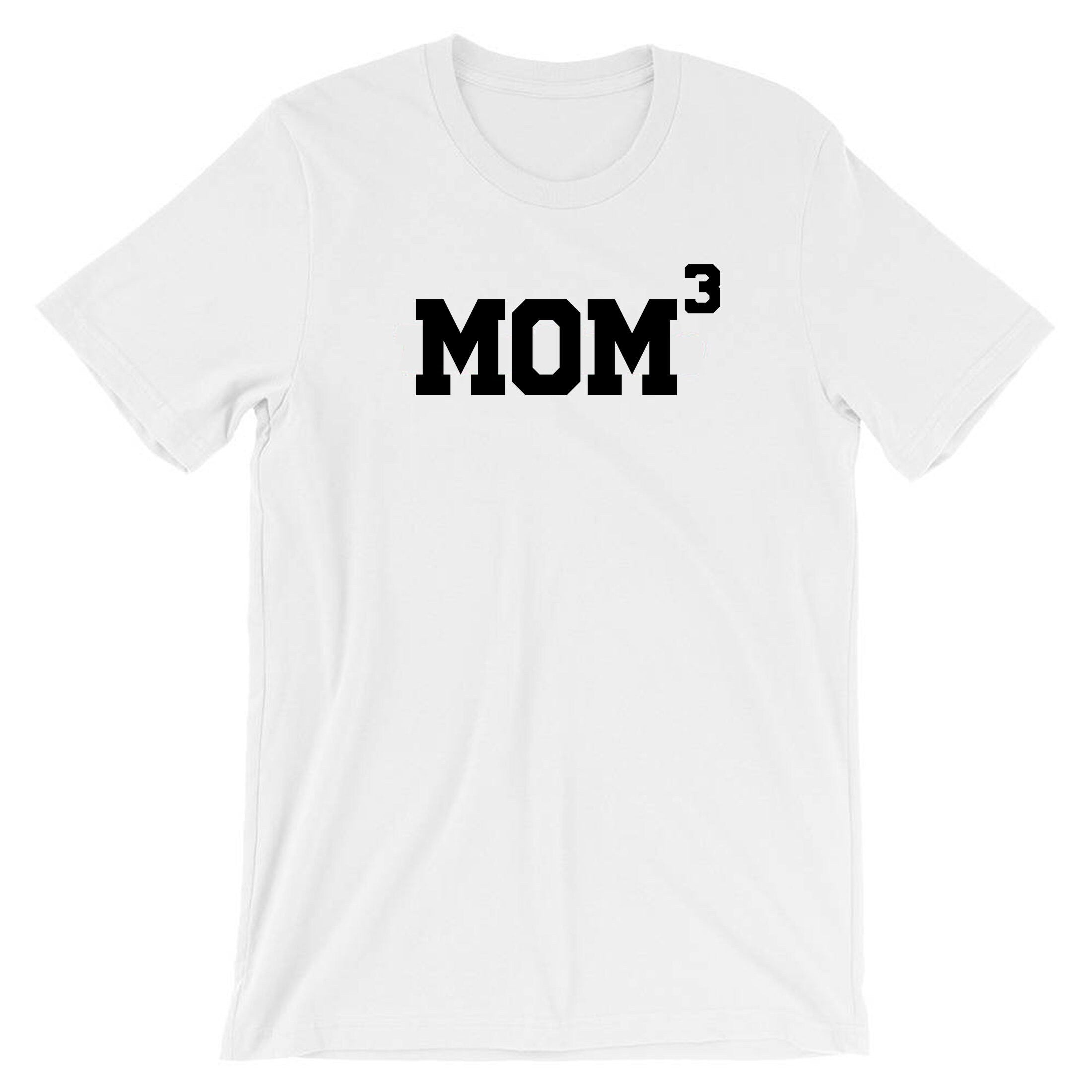 MOM3 Tshirt T-shirt T shirt Tee Shirt Funny Gift for Mother of 3 Children Birthday Mum Mama Mummy Mommy Xmas