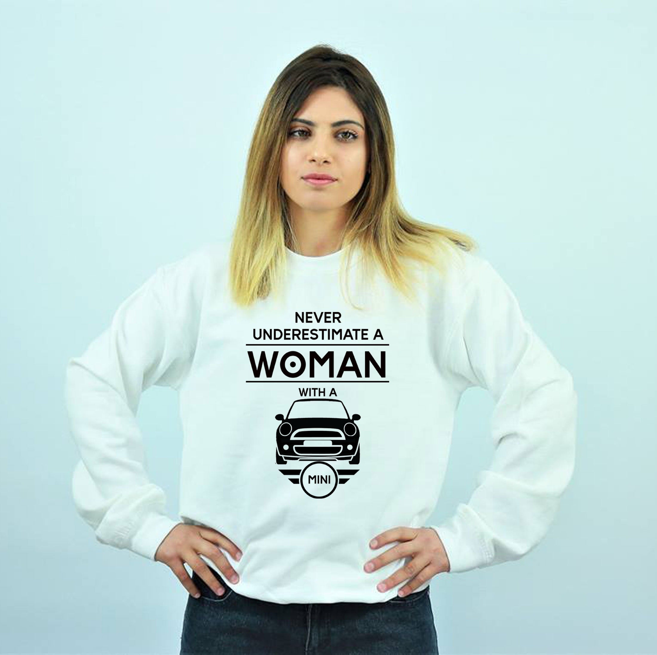 Mini Cooper Woman Sweatshirt Jumper Sweater Shirt Funny never underestimate - her / Ladies Car Gift Joke Birthday Christmas Gift Present